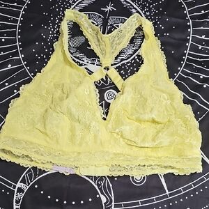 Savage Fenty Bralette Lace Detail